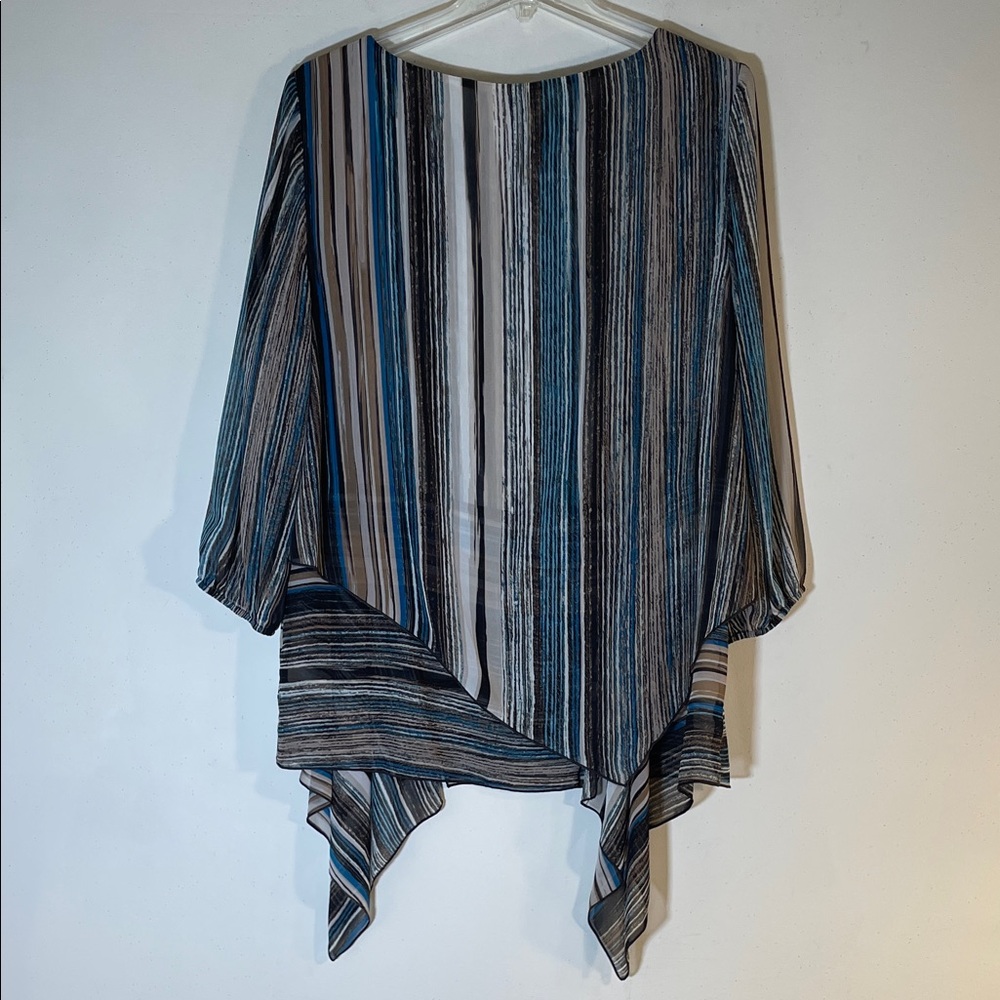 Travelers Collection by Chico’s Striped Woven Asymmetrical Blouse. M. NWT. - Picture 10 of 10